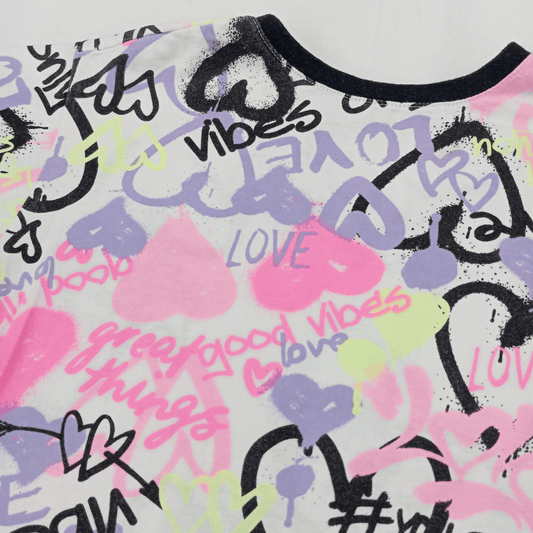 Camiseta Fashion - Estilo Tay Day em Cada Detalhe!